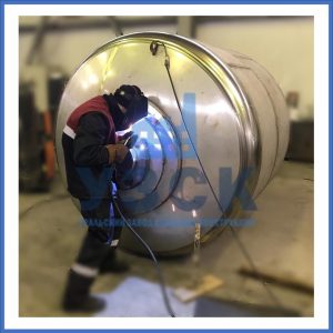 Купить баки и ёмкости из нержавеющей стали от завода УЗСК в Красногорске